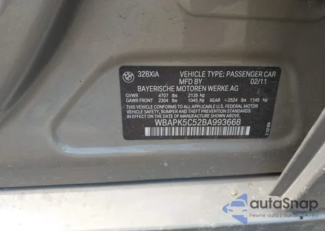 2011 BMW 328 xDrive z USA, uszkodzony, nr VIN WBAPK5C52BA993668